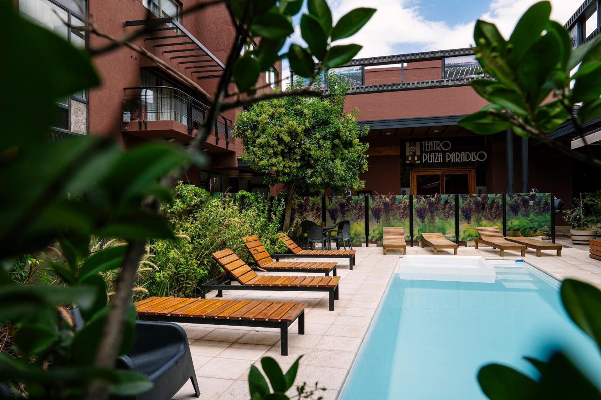 Plaza Paradiso Petit Hotel Chacras de Coria Exteriör bild